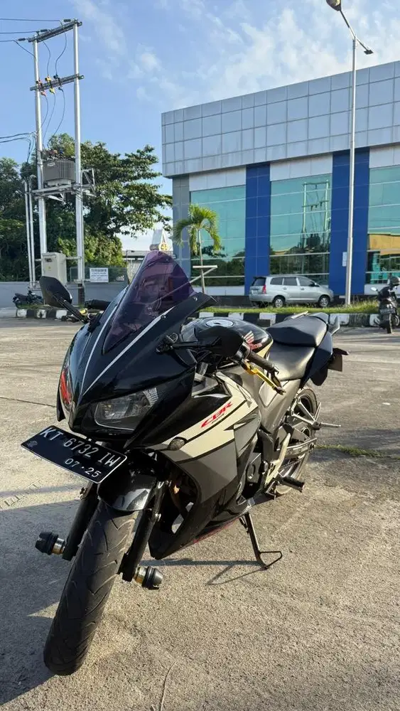 CBR 150r 2015 K45A Hitam