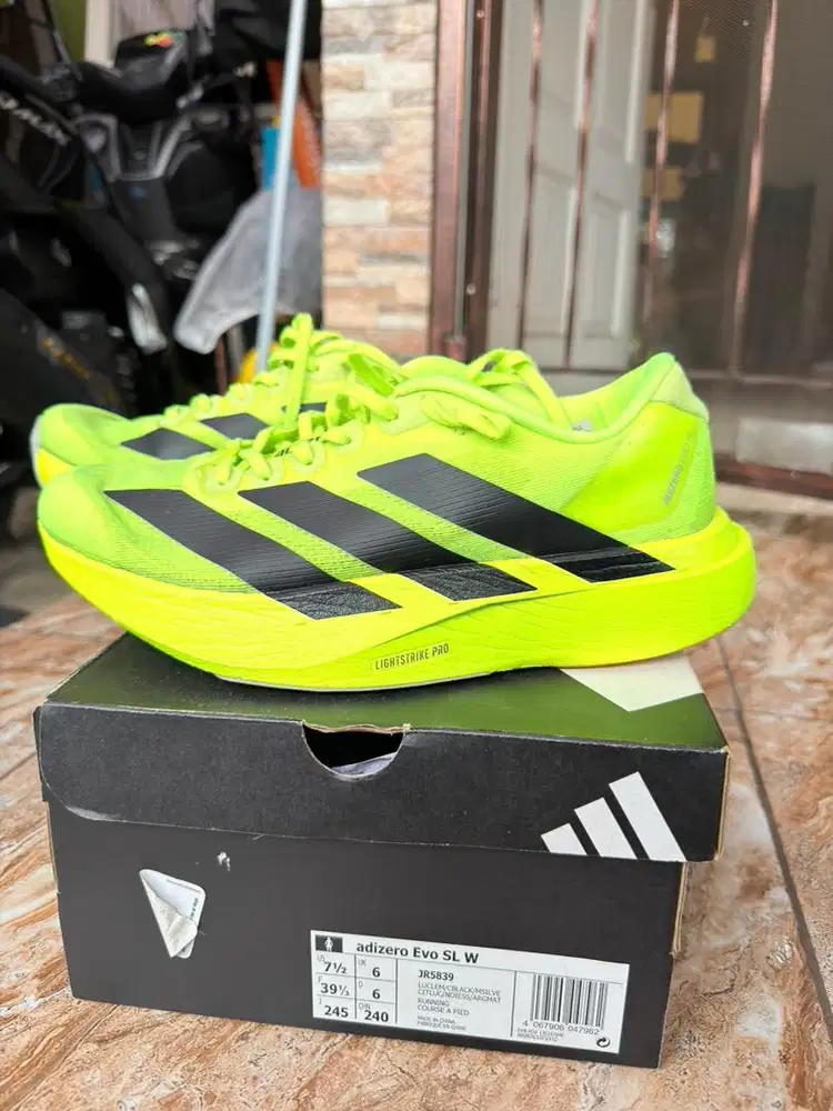 Jual 2 pasang Adidas Adizero EVO SL