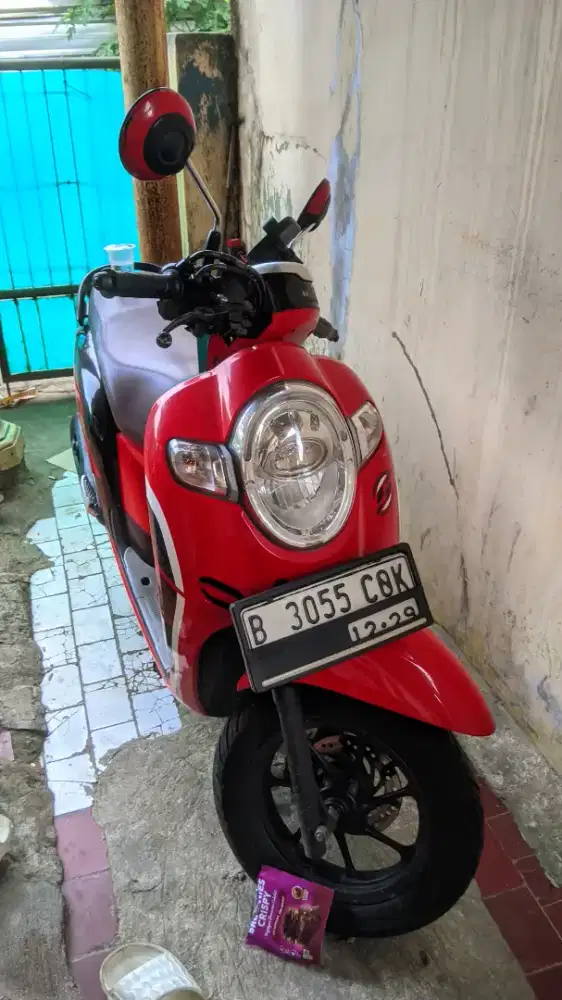Dijual Scoopy 2019