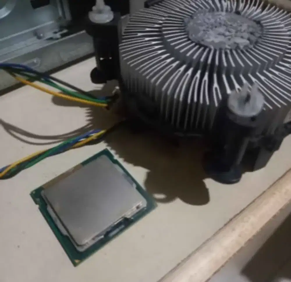 Core i5 2500 + Heatsink Fan Intel LGA1155