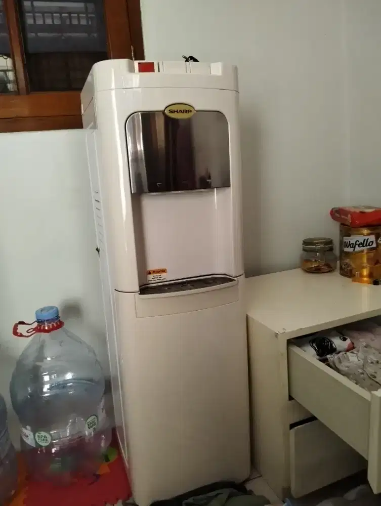 Dispenser merk SHARP