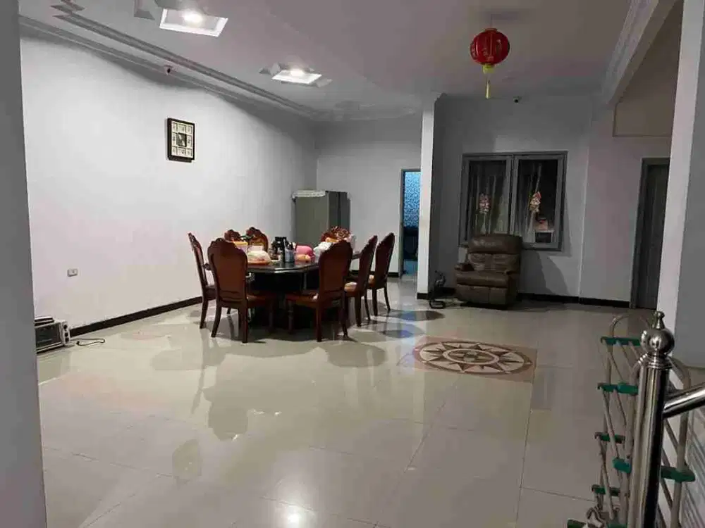 Dijual Rumah Sunter Garden