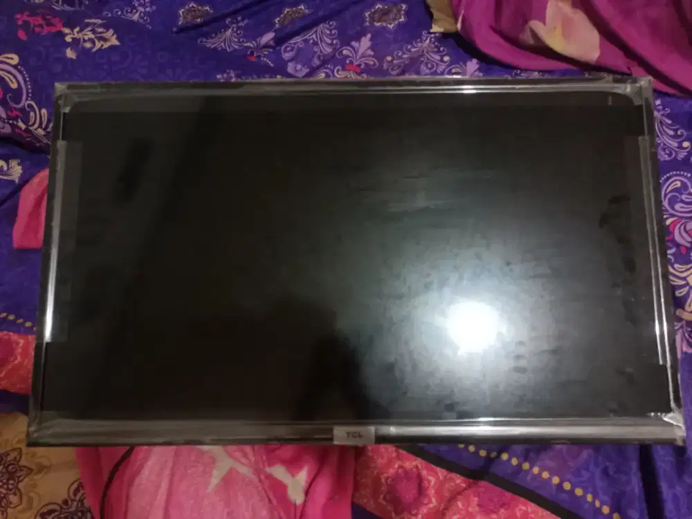 Jual ajah tv TCL tipe 32T8
