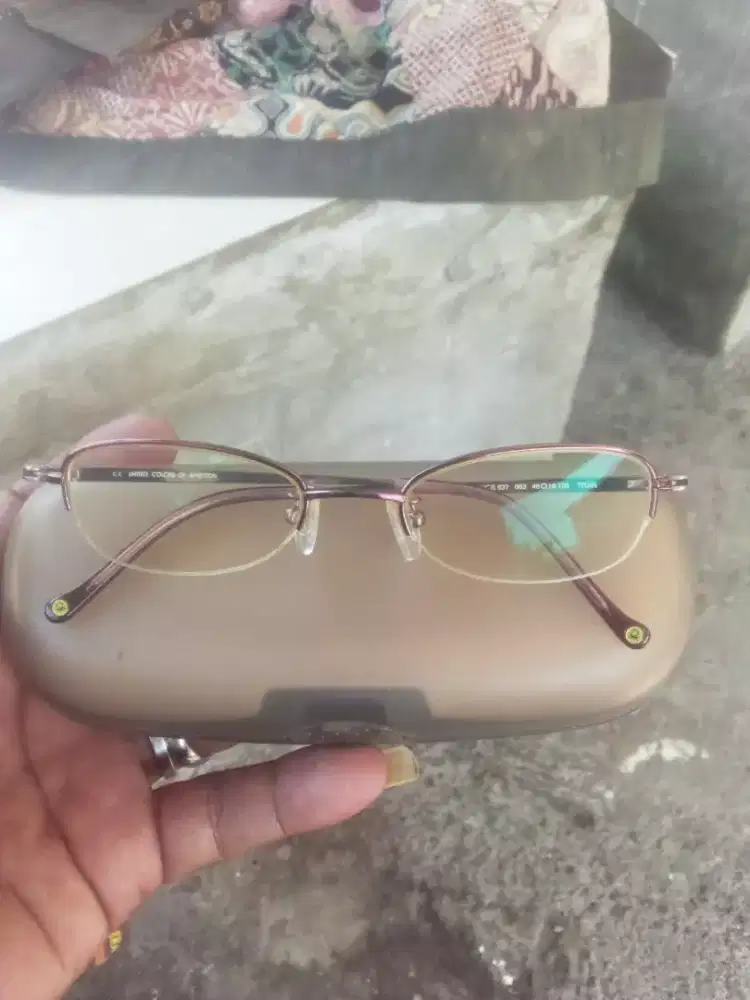 Kacamata united color of benetton