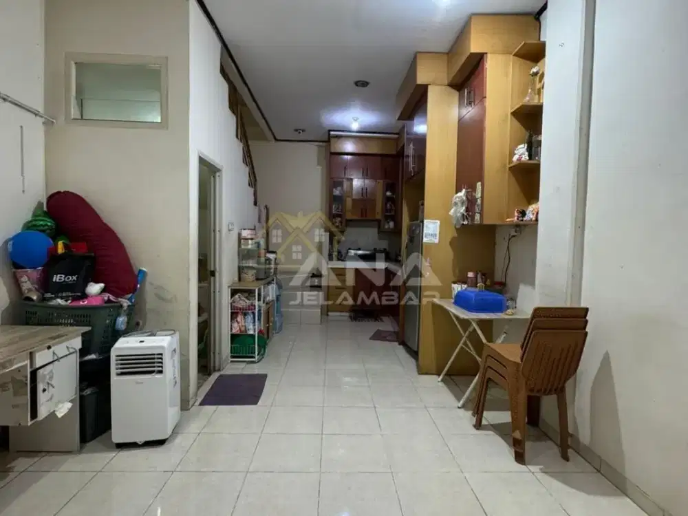 ANA RUMAH ADEM TERAWAT UK 4X15M DI KOMP KAVLING POLRI JELAMBAR