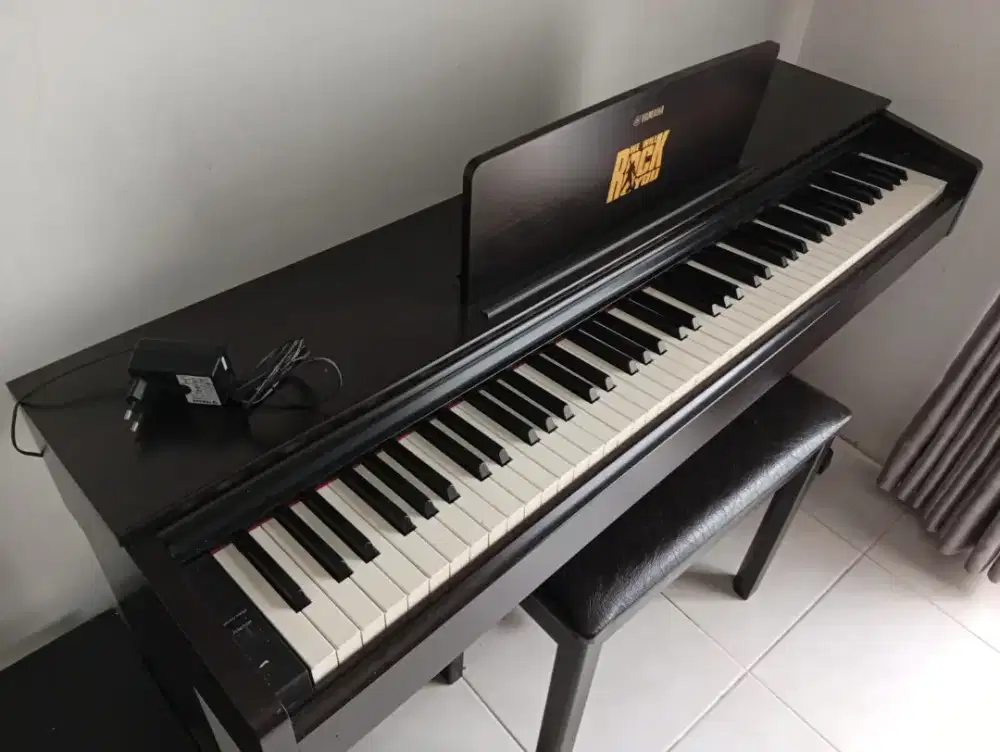 Digital Piano
Yamaha Arius YDP-103, Mulus Like New