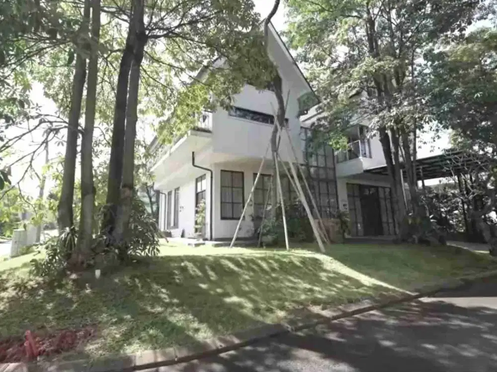 Rumah mewah asri artistik di cluster aristoteles gading serpong tangerang