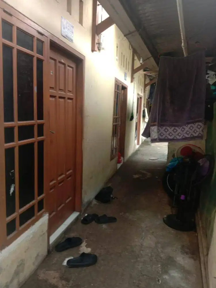 Dijual! Kontrakan 6 Pintu Dekat Stasiun Depok - |Nego Serius|