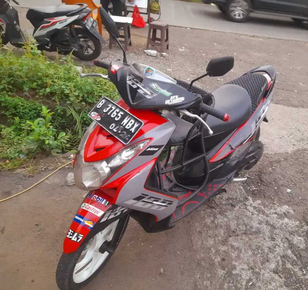 bismillah...dijual mio soul karbu warna merah marun tahun 2009