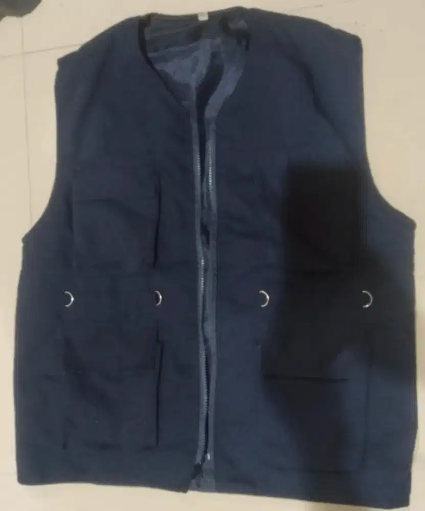 Rompi biru tua, jarang dipakai masih bagus