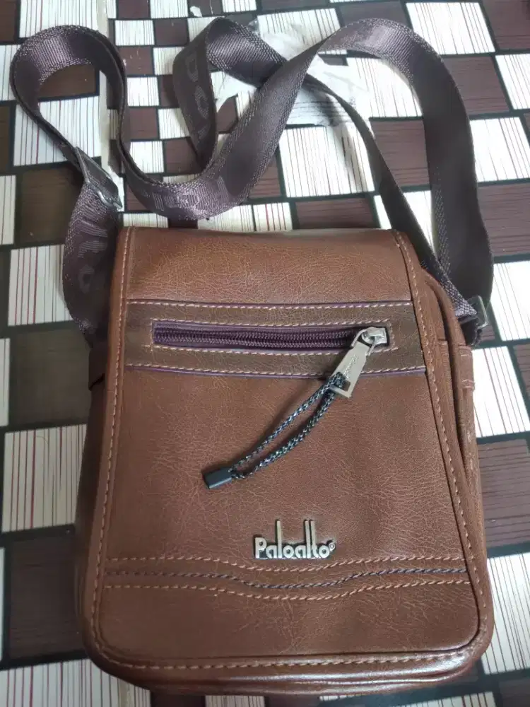 Tas slempang bagus, cicaheum