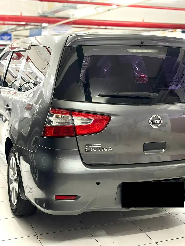 Nissan Grand Livina Sv at 2013 L11 pmk 2014