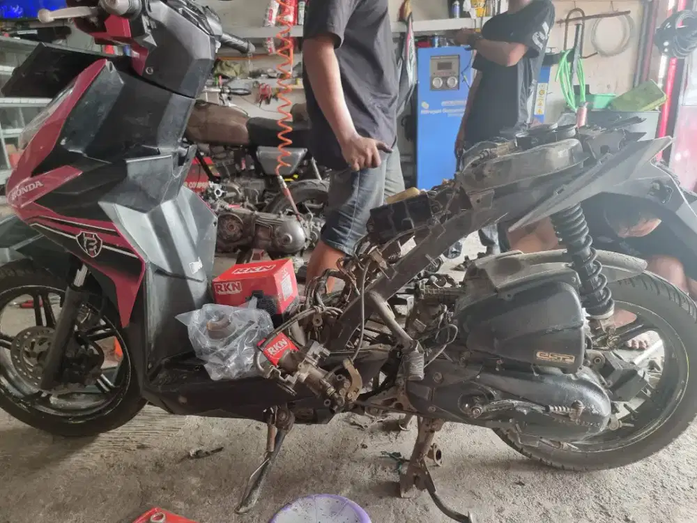 Mekanik Sepeda Motor