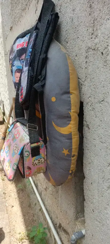 Bantal bayi&tas asi