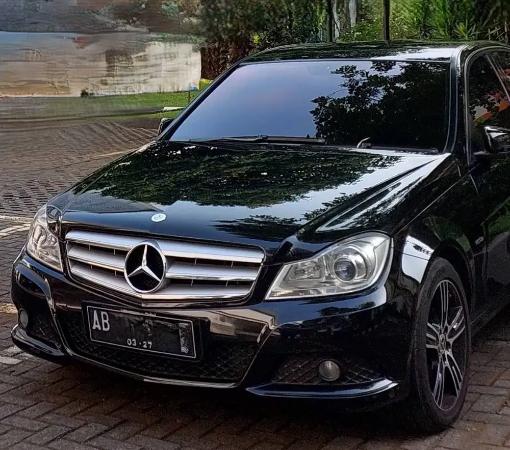 Mercedes-benz c200 (2011)  Turbo AT Facelift Blue Efficiency