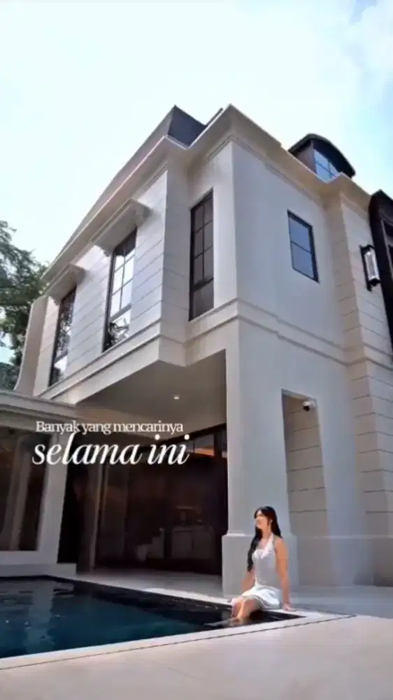 DiJual Rumah Contoh Allegra Casa DeLago Lippo Cikarang, Bekasi