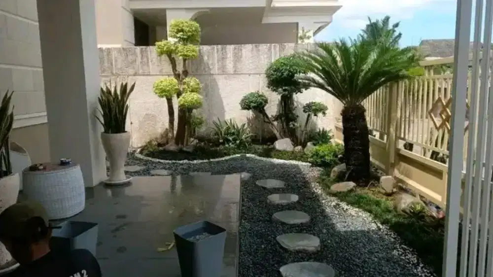 Tukang pembuat Taman dan kolam koi