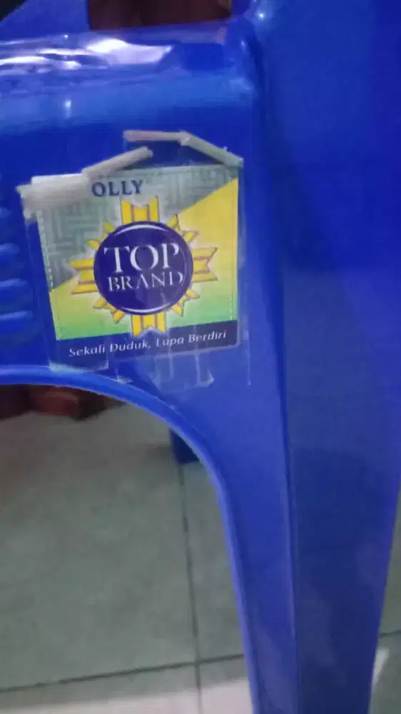 Jual kursi plastik napoly kondisi masih bagus 95 persen mulus lusss