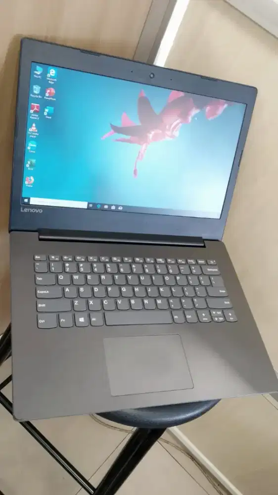 Dijual laptop Lenovo Ideapad 330 AMD A4-9125 Ram 4GB SSD 128GB Win 11