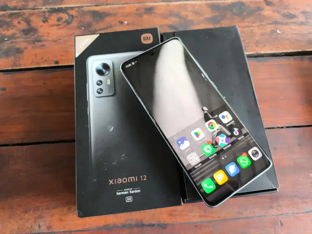 Xiaomi 12 Mantan Flagship