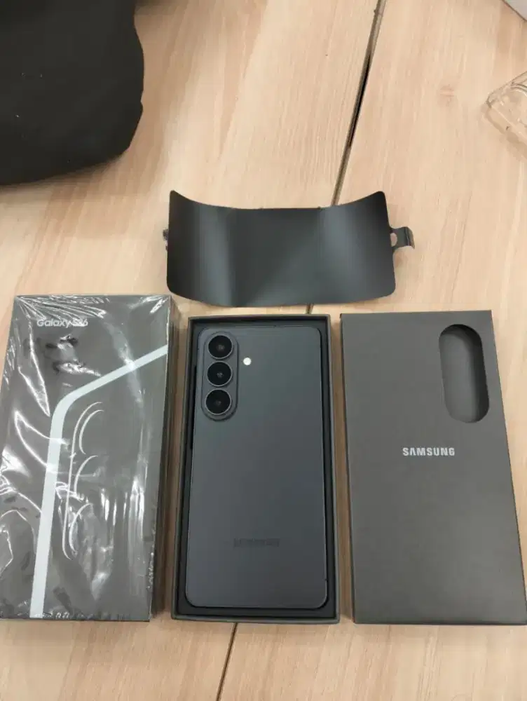 Samsung S26 Basic 12/512gb Resmi Sein.
Fullset Original, Mulusss