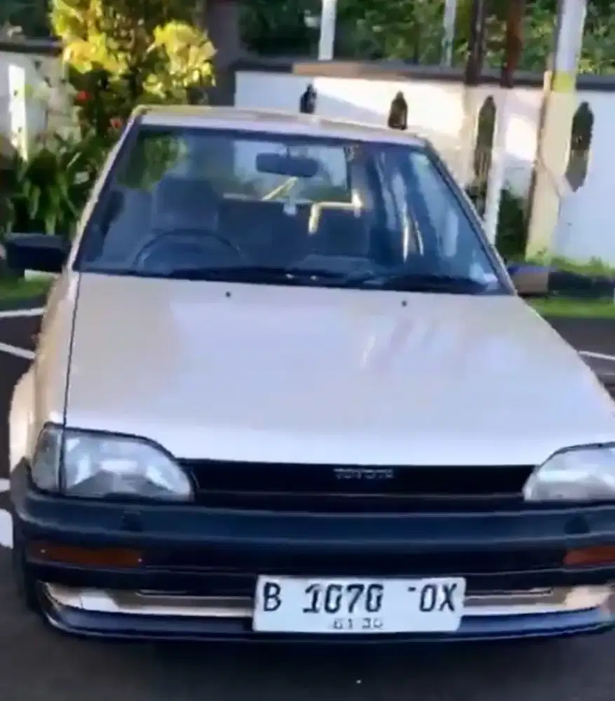 Starlet 1.0 good kondisi