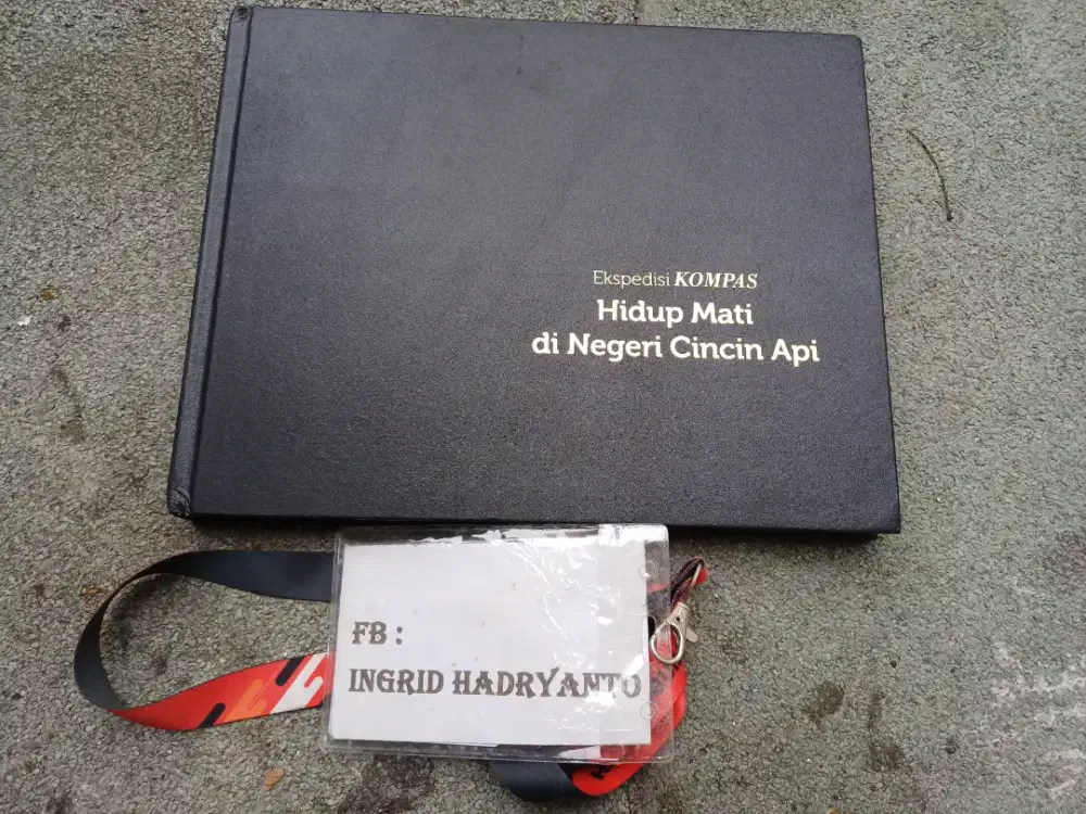 Buku Hidup Mati Dinegeri Cincin Api