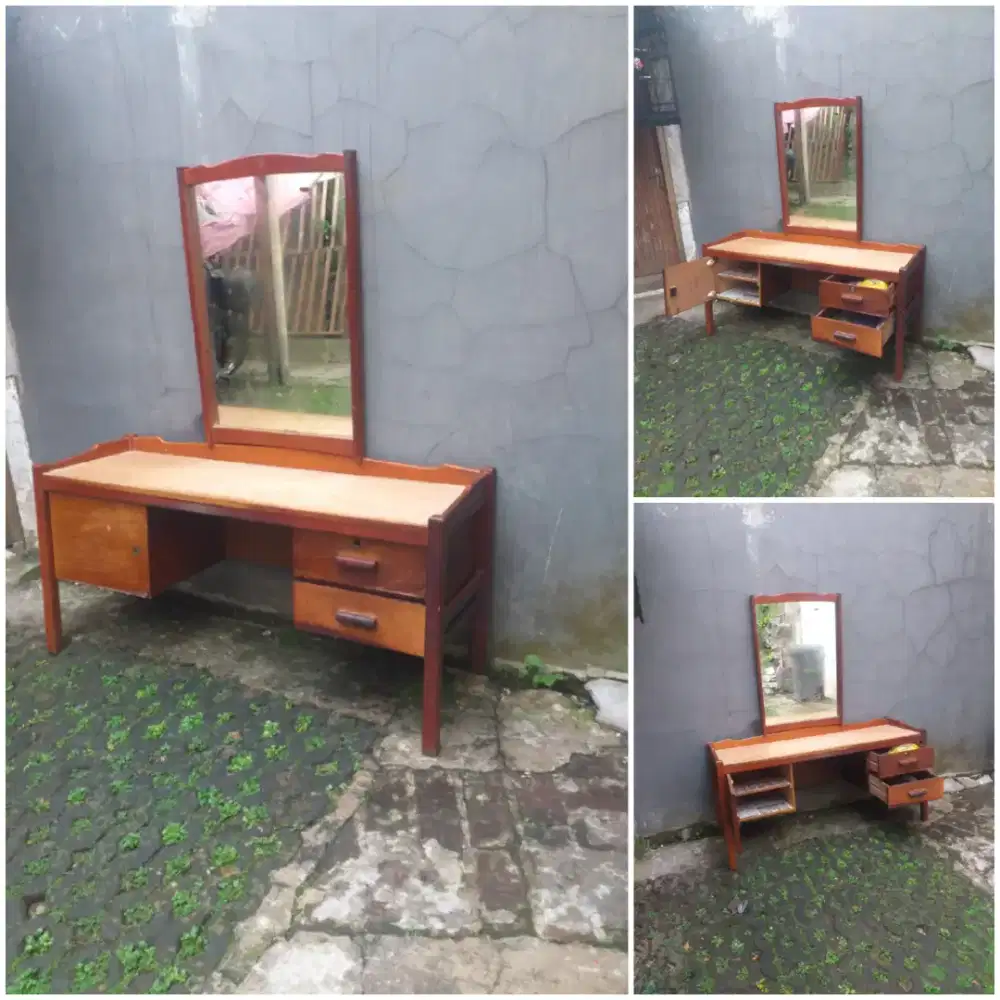 MEJA Cermin Rias Mewah