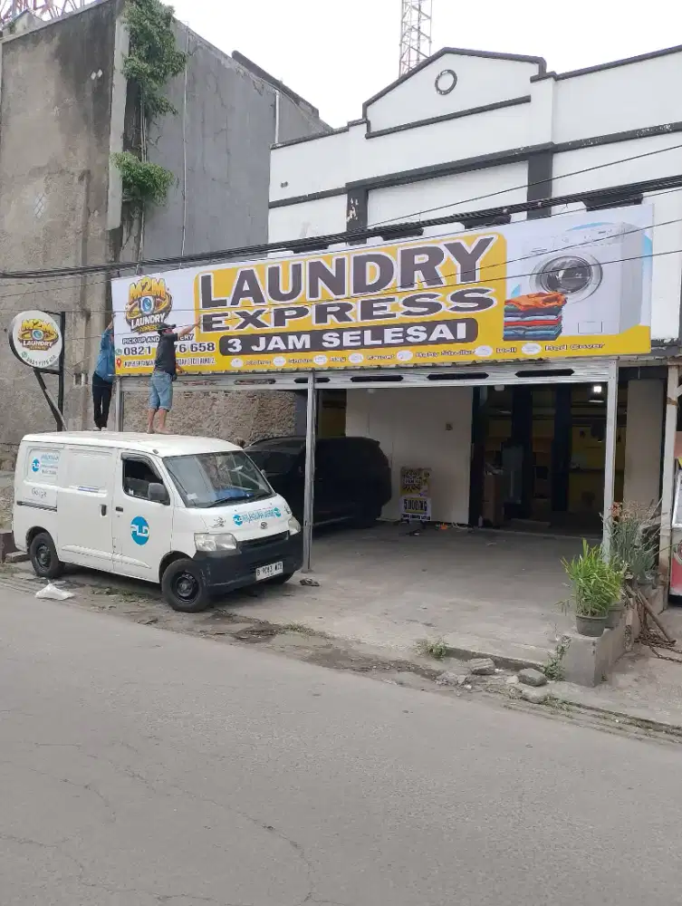 Dibutuhkan karyawan untuk Laundry