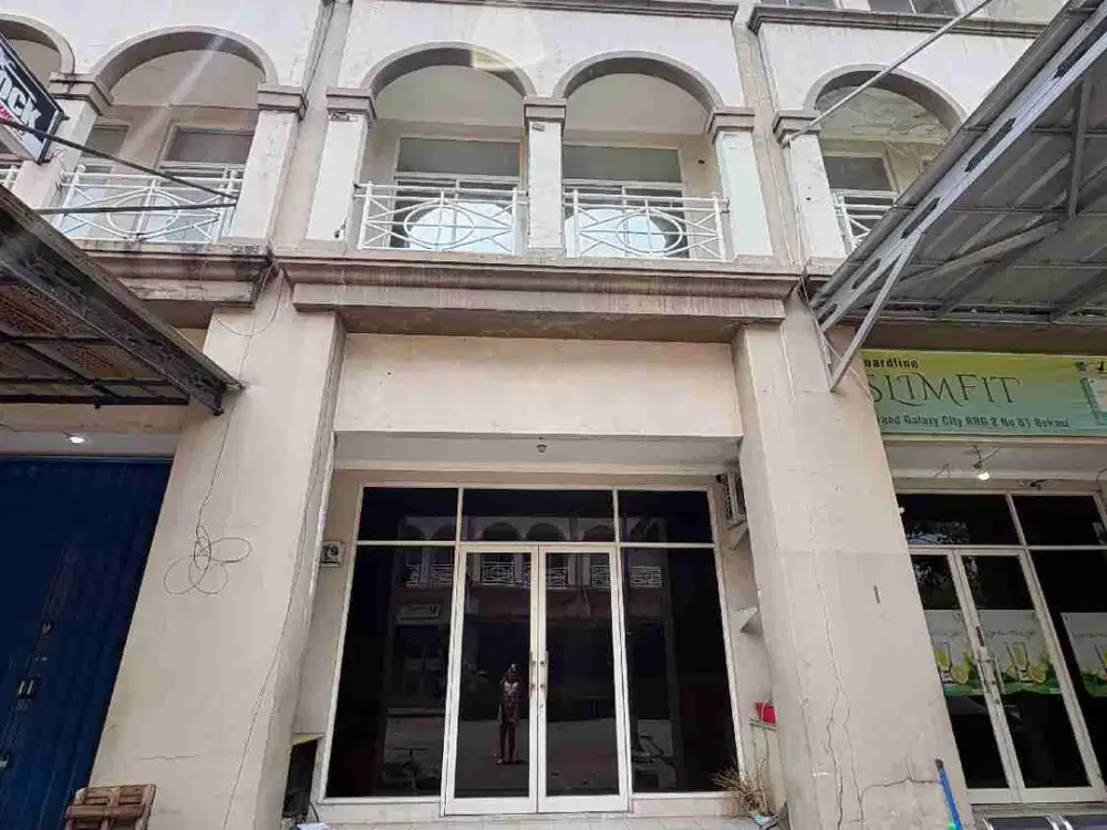 disewakan ruko 3 lantai di Grand Galaxy Bekasi