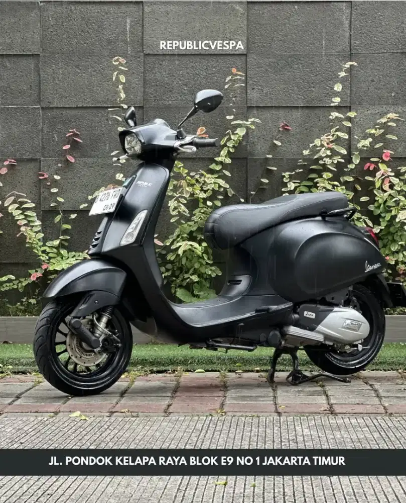 VESPA SPRINT NOTTE 150 IGET ABS LED TAHUN 2019 LIMITED EDITION