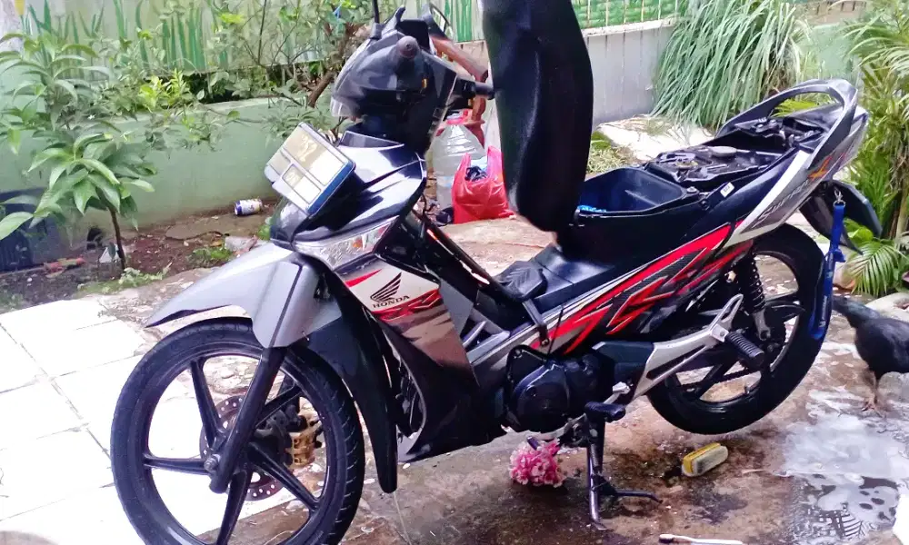 Supra x125 karbu 2011