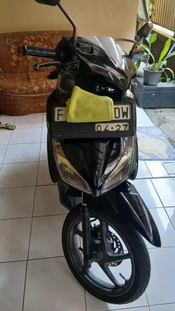 Vario fi 110 agnes 2016 plat F Kota