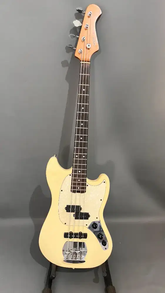 BASS SQOE SPJ400 SHORTSCALE