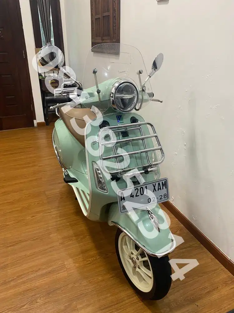 VESPA PRIMAVERA 150 PICNIC LIMITED EDITION 2021