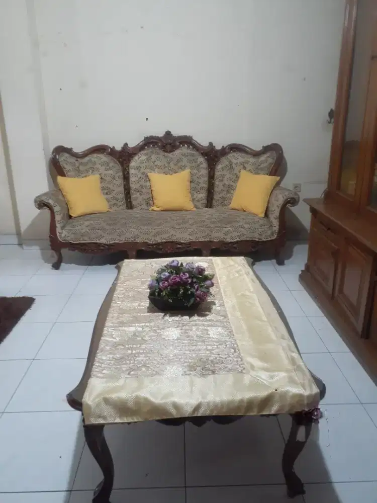 Kursi tamu jati ukir