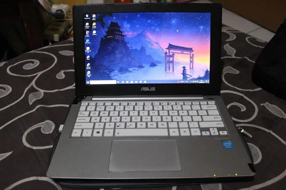 Notebook asus x201ev