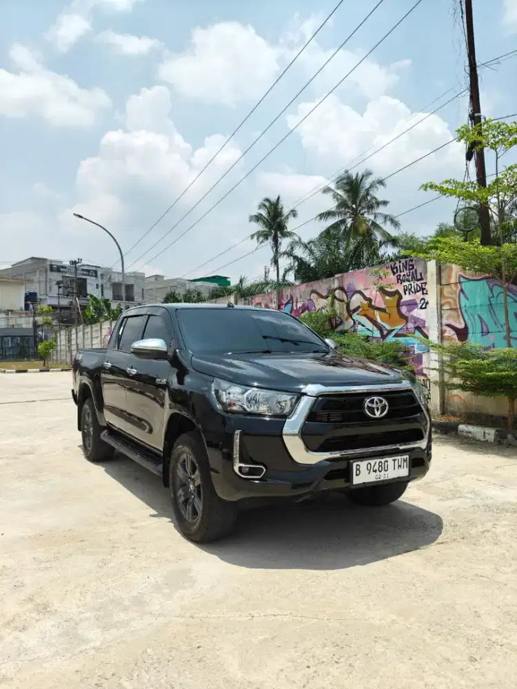 Hilux DC 4x4 2.4 MT Tahun 2021