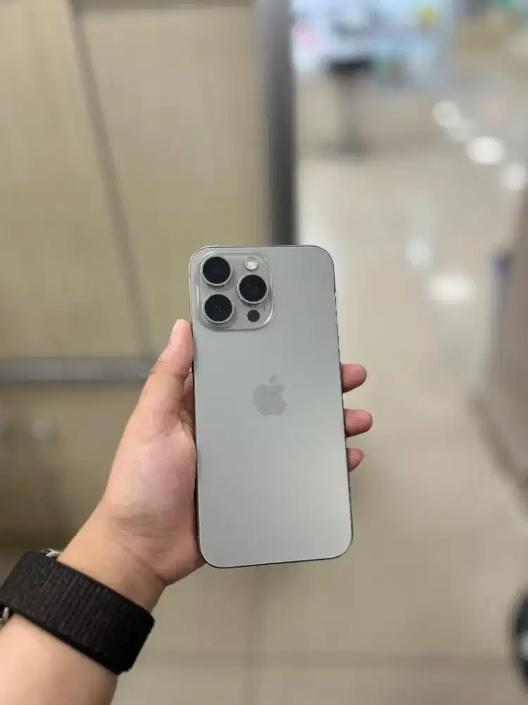 Iphone 15 promax 256 ibox 
Natural titanium