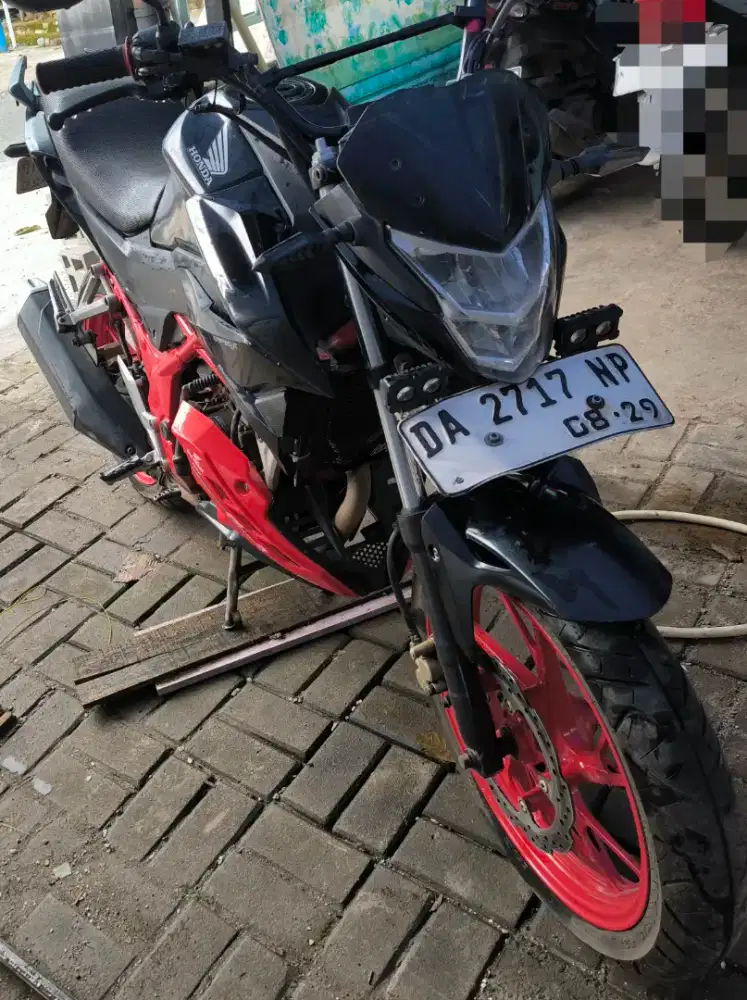 Honda CB150R StreetFire tahun 2019