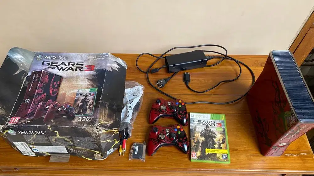 XBOX 360 GEARS OF WAR