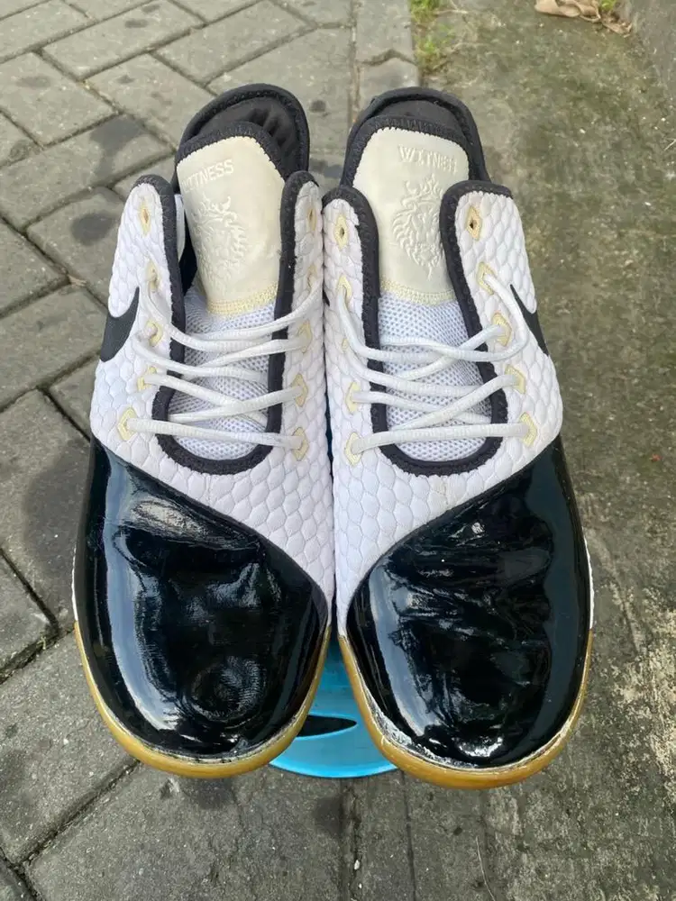 Jual sepatu Nike LeBron Witness 3 uk 12