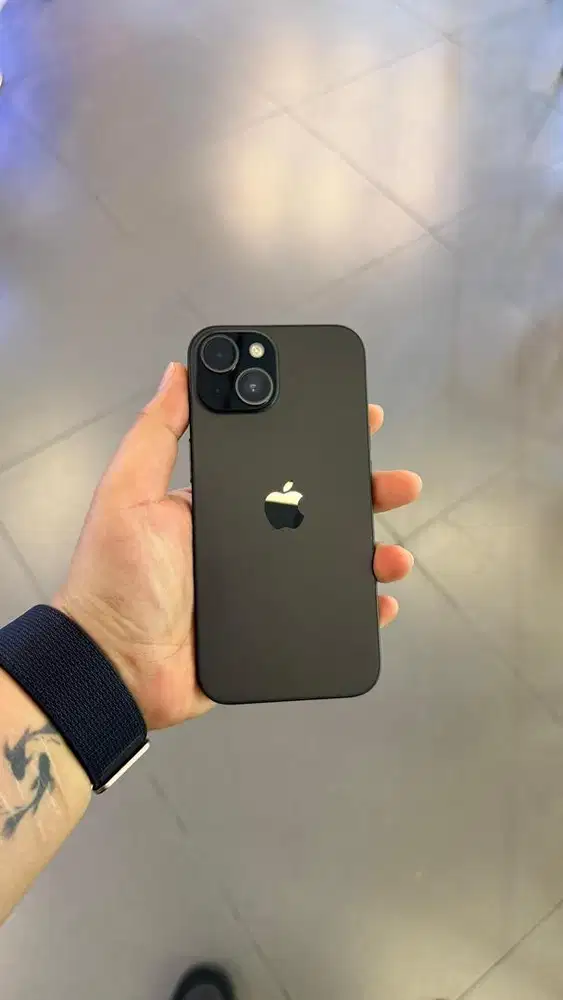 iPhone 15 128gb ex iBox