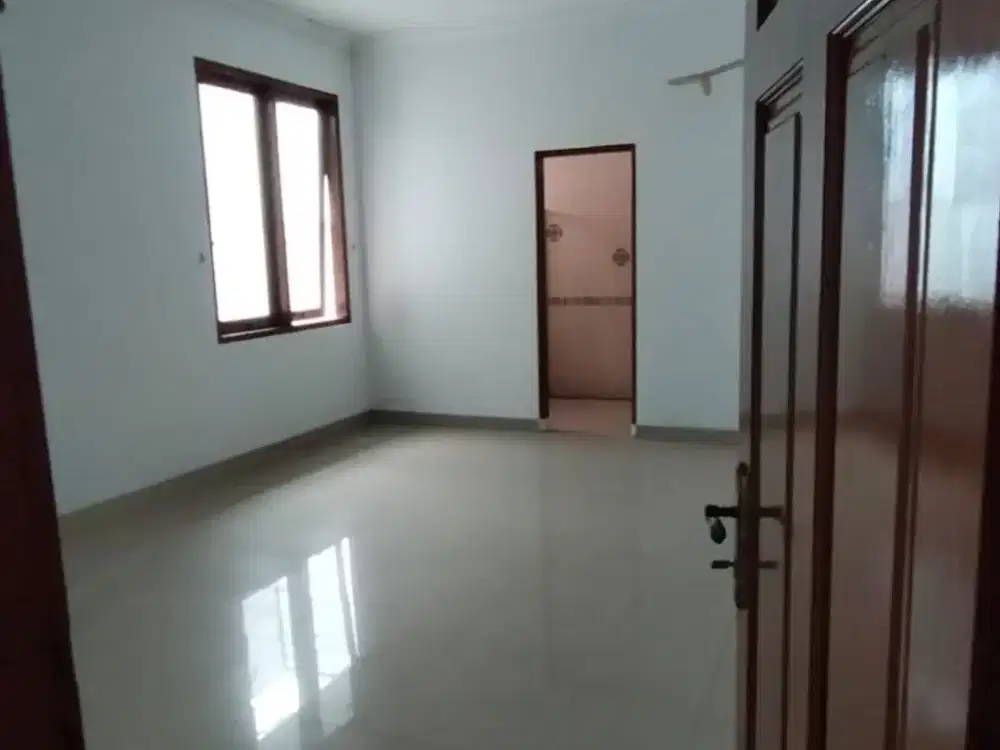 DISEWAKAN RUMAH BELAKANG MALL KELAPA GADING INDAH KELAPA GADING JAKARTA UTARA