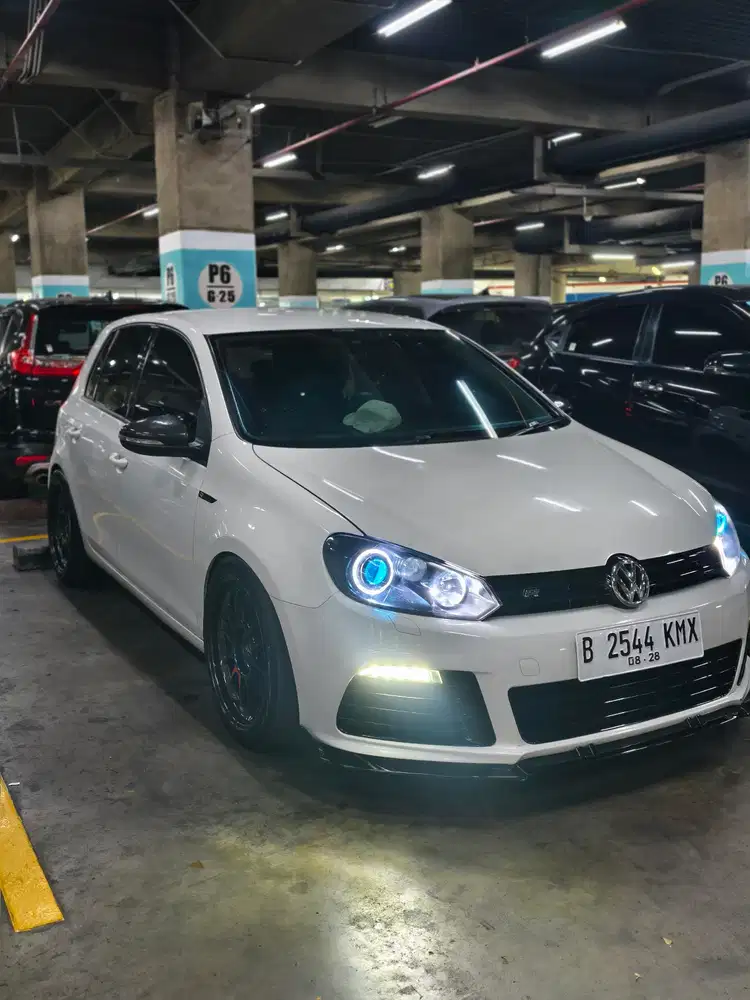 Volkswagen Golf 2012 Bensin