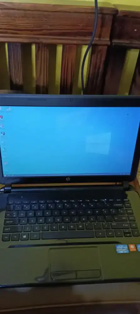 Leptop HP 15 celeron N2820 RAM 8 GB HDD 500GB