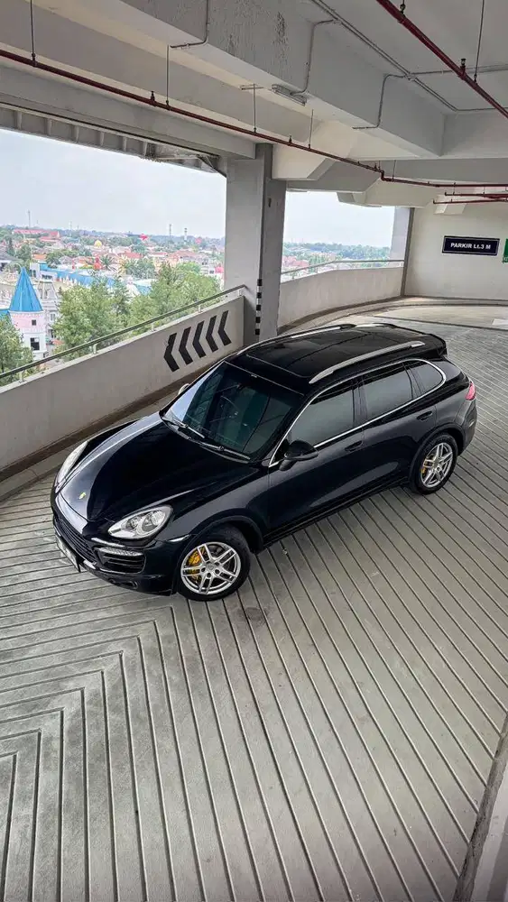 PORSCHE CAYENNE 3.6 V6 Pemakaian 2013 Tgn 1