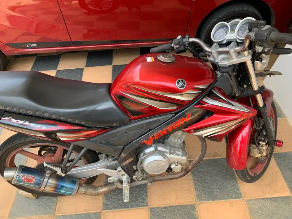 Di jual Vixion old 2012 tngn pertama
