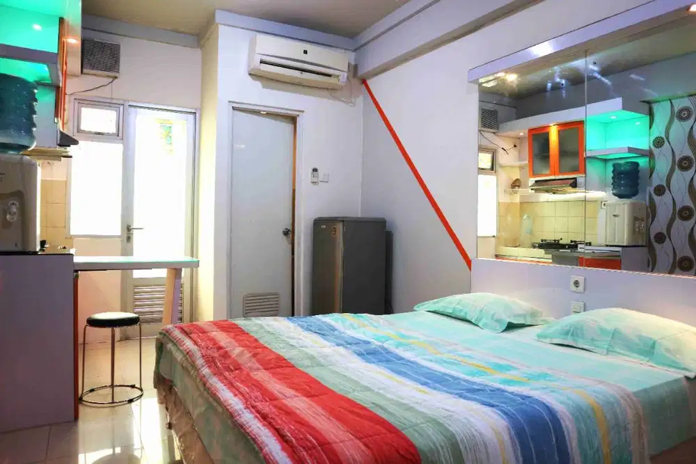 Promo Studio Apt with Water Heater Bulanan/Tahunan - Grand Emerald Apt