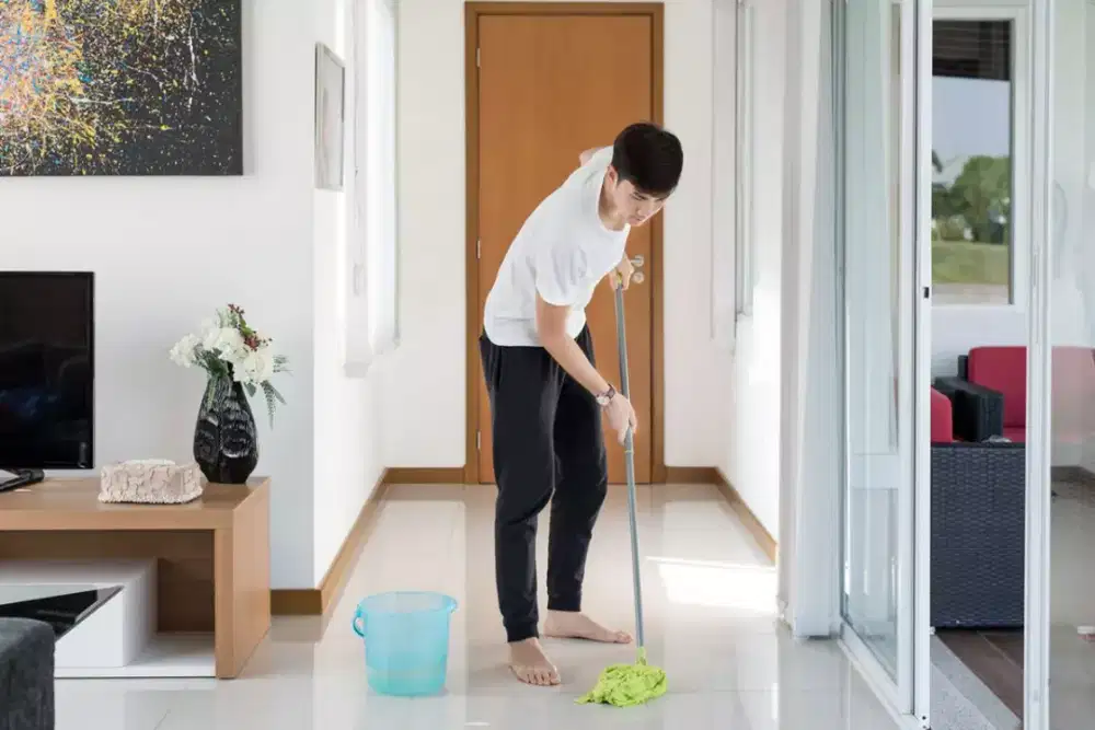 SAYA PRIA MENCARI PEKERJAAN SEBAGAI ART